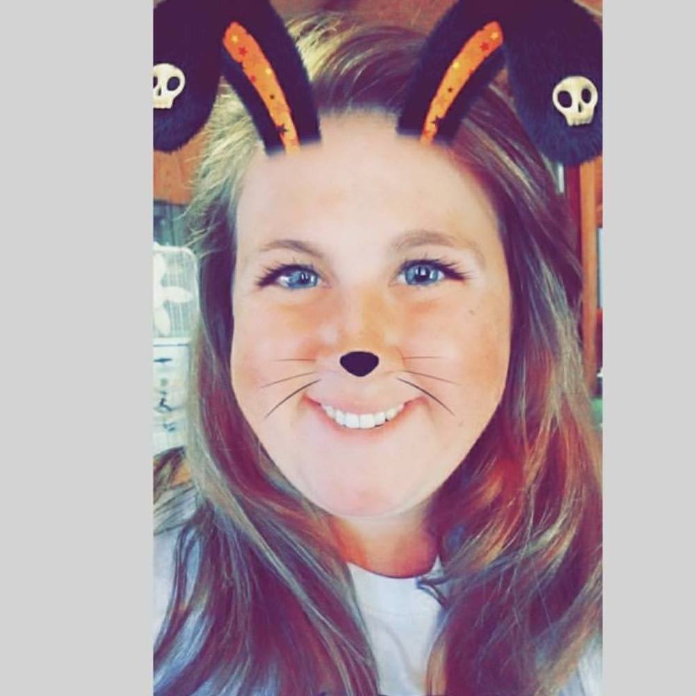 Meet your Posher, Lisa